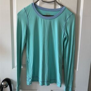 Lilly Pulitzer Luxletic long sleeve athletic top, XS
Aqua w light blue trim NWOT